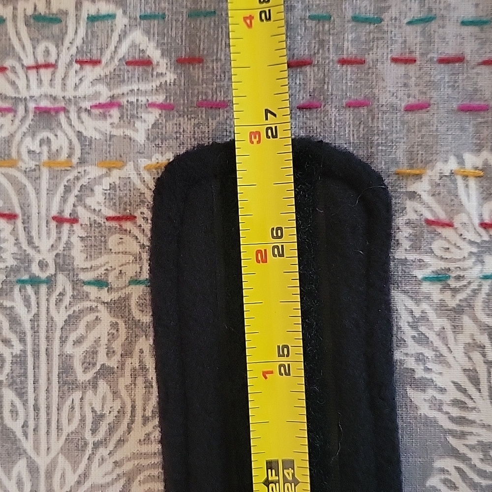 LAST ONE! | NWT | Old Navy Plush Microfleece Pet Spider Halloween Costume | L/XL - Picture 5 of 10